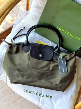 NEW LONGCHAMP ENERGY SMALL